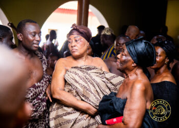 Asantehene has destooled Apatrapahemaa Nana Akyaa Panin III