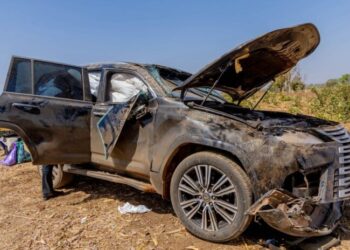 Education Minister and Deputy Communication Minister involve in accident