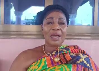 Female nursing students in Goaso dating ‘Pragia’ riders for free transport – Queen mother raises concern